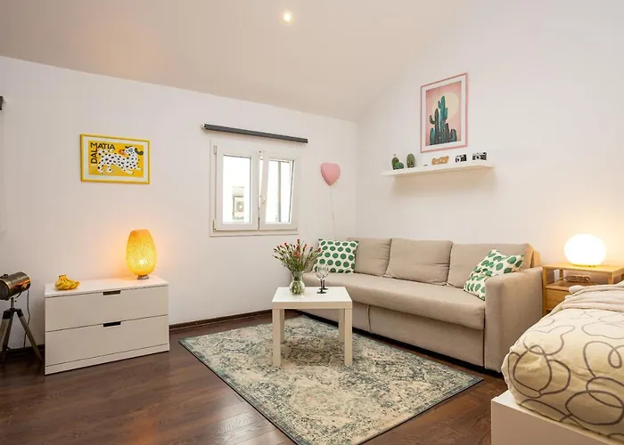 4 Us شقة سبليت